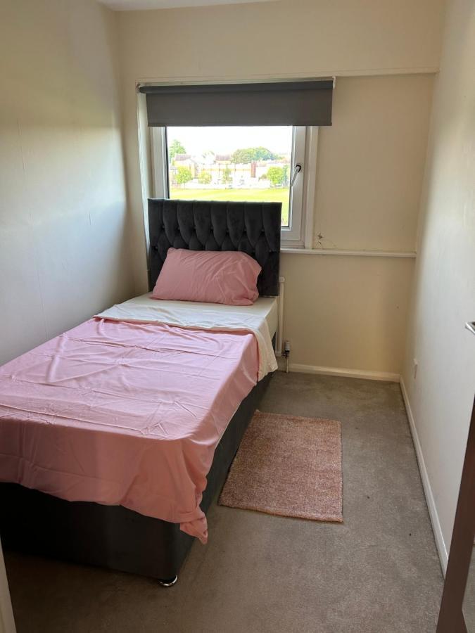 Professional House Appartement Gravesend Buitenkant foto