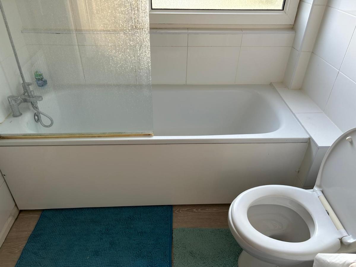 Professional House Appartement Gravesend Buitenkant foto
