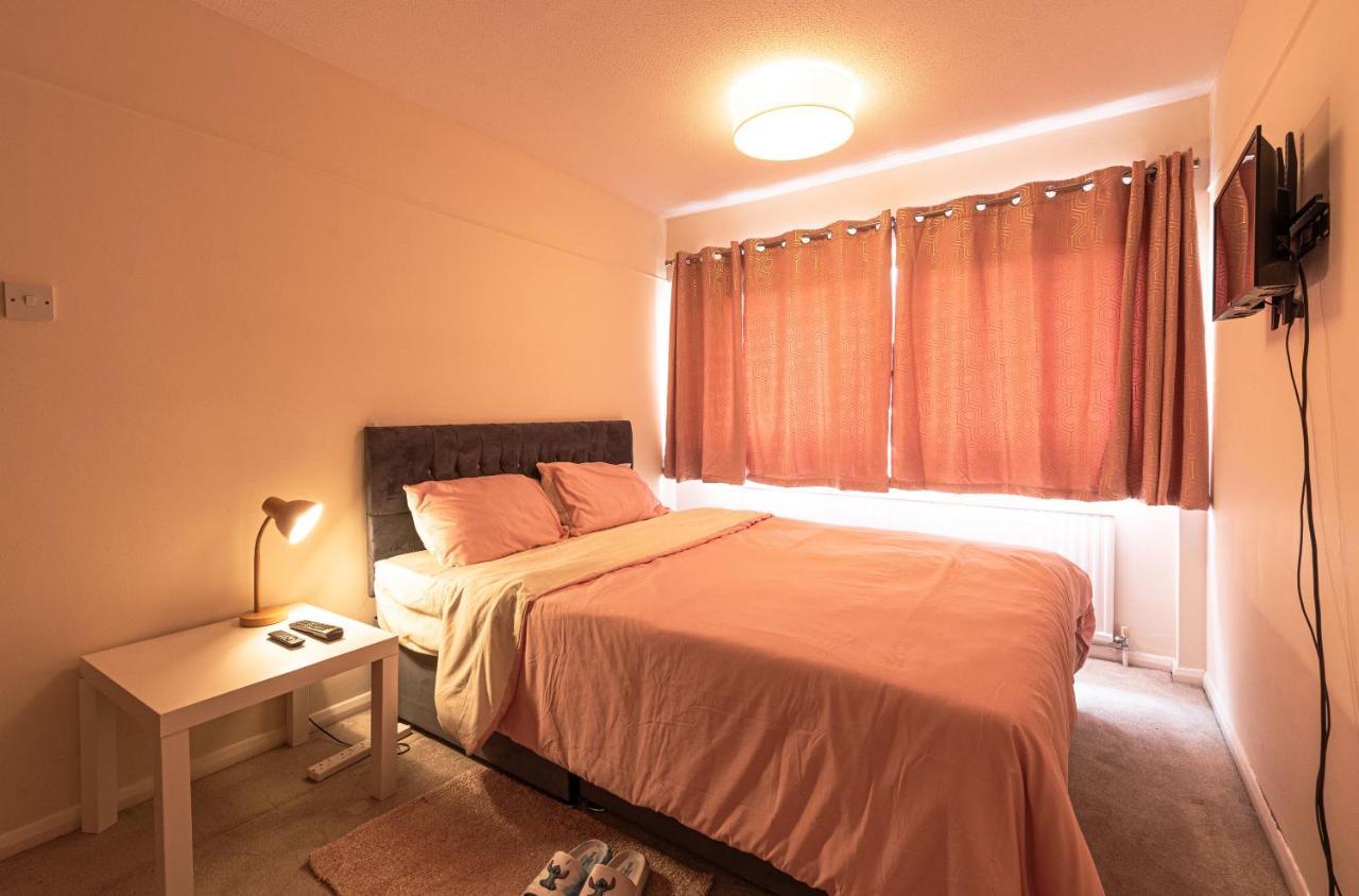 Professional House Appartement Gravesend Buitenkant foto