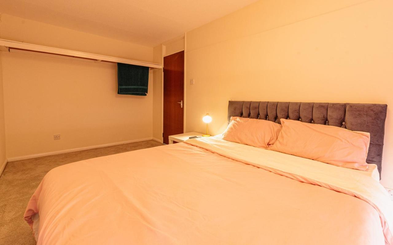Professional House Appartement Gravesend Buitenkant foto